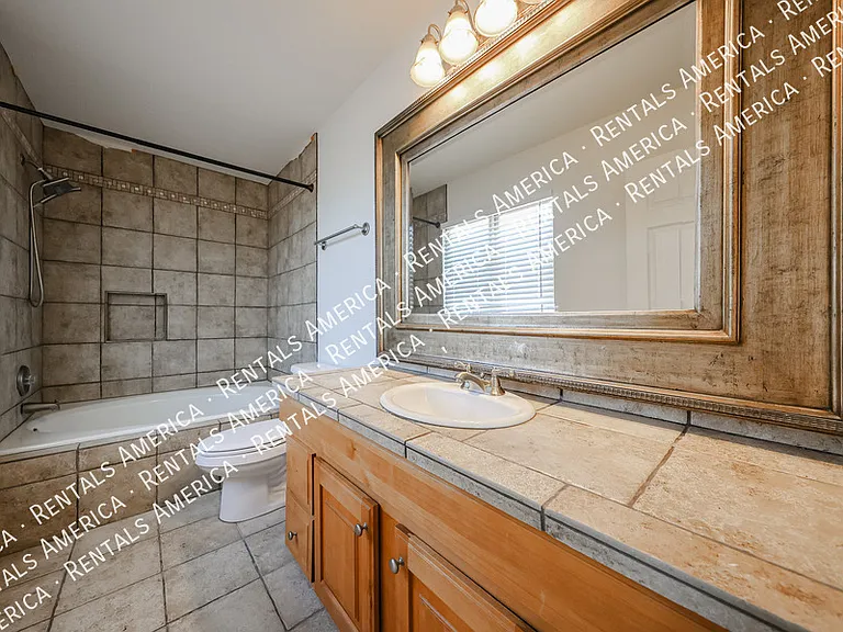 2723 S Estrella Cir — Photo 36