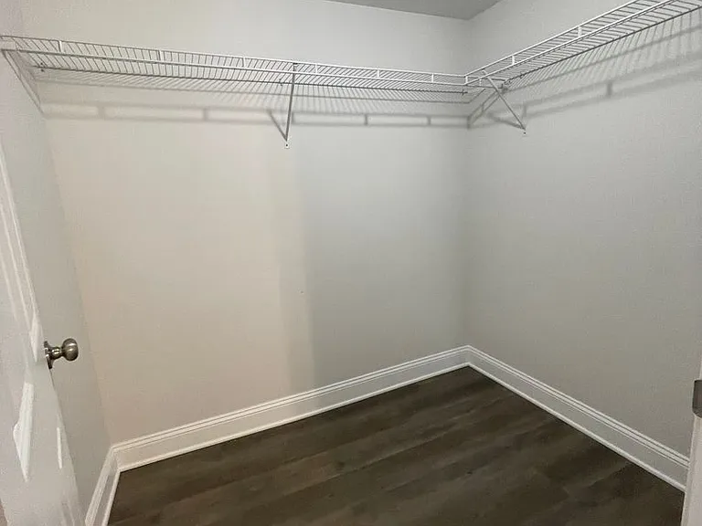 227 E Lee St #B — Photo 4