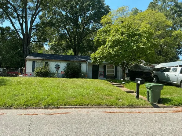 1134 Beechdale Rd, Montgomery, AL 36109
