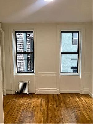 4th image of 36 E 4th St APT 5RE