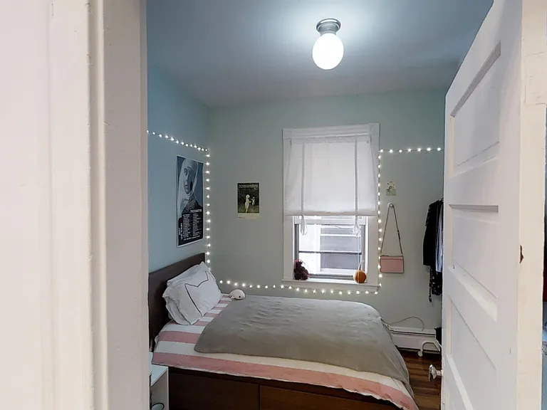 200 Harvard St #2L — Photo 5