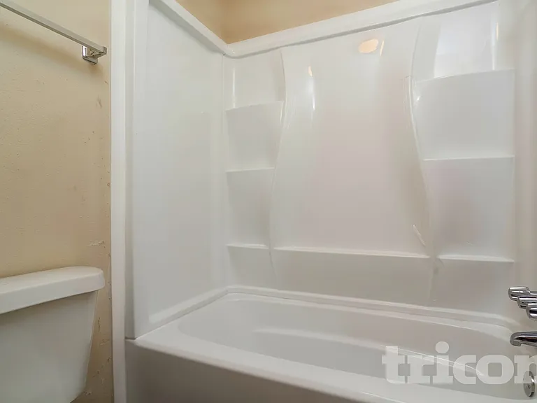 12211 Haroldson Forest Dr — Photo 10