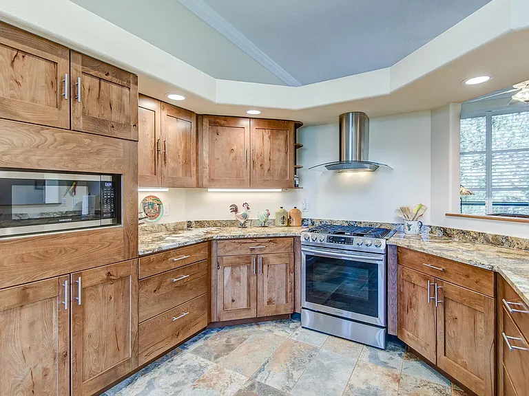 65 Kashmir Rd — Photo 21