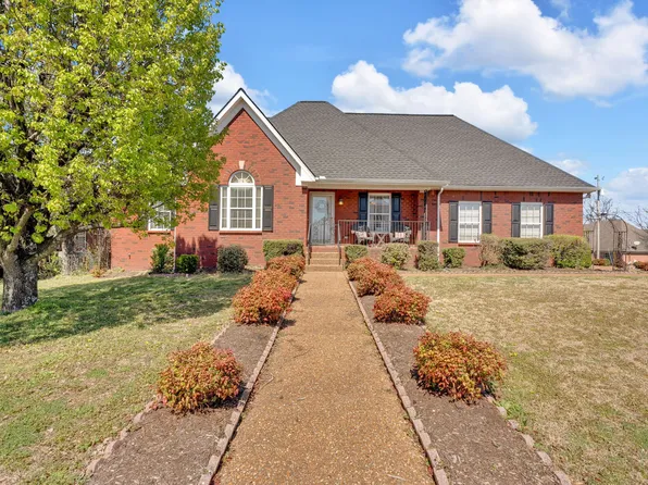 208 Parrish Pl, Mount Juliet, TN 37122