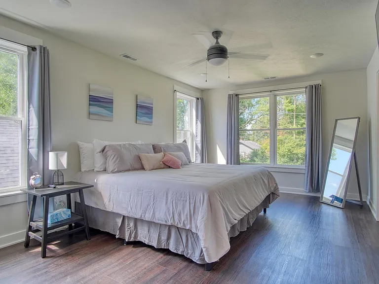 2130 Gent Ave — Photo 21