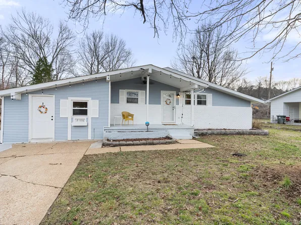2106 Bartow Ln, Hixson, TN 37343