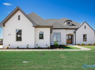 22938 Gunner Cir, Athens, AL 35613
