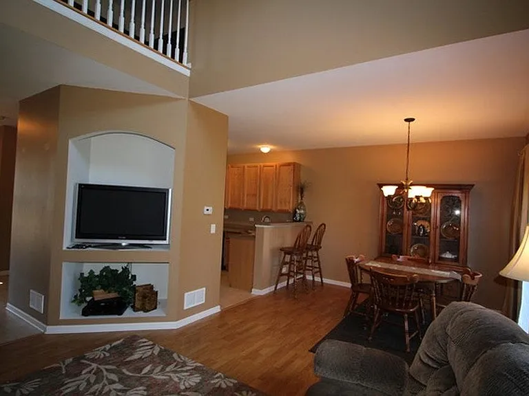 3867 Munson St #2 — Photo 4