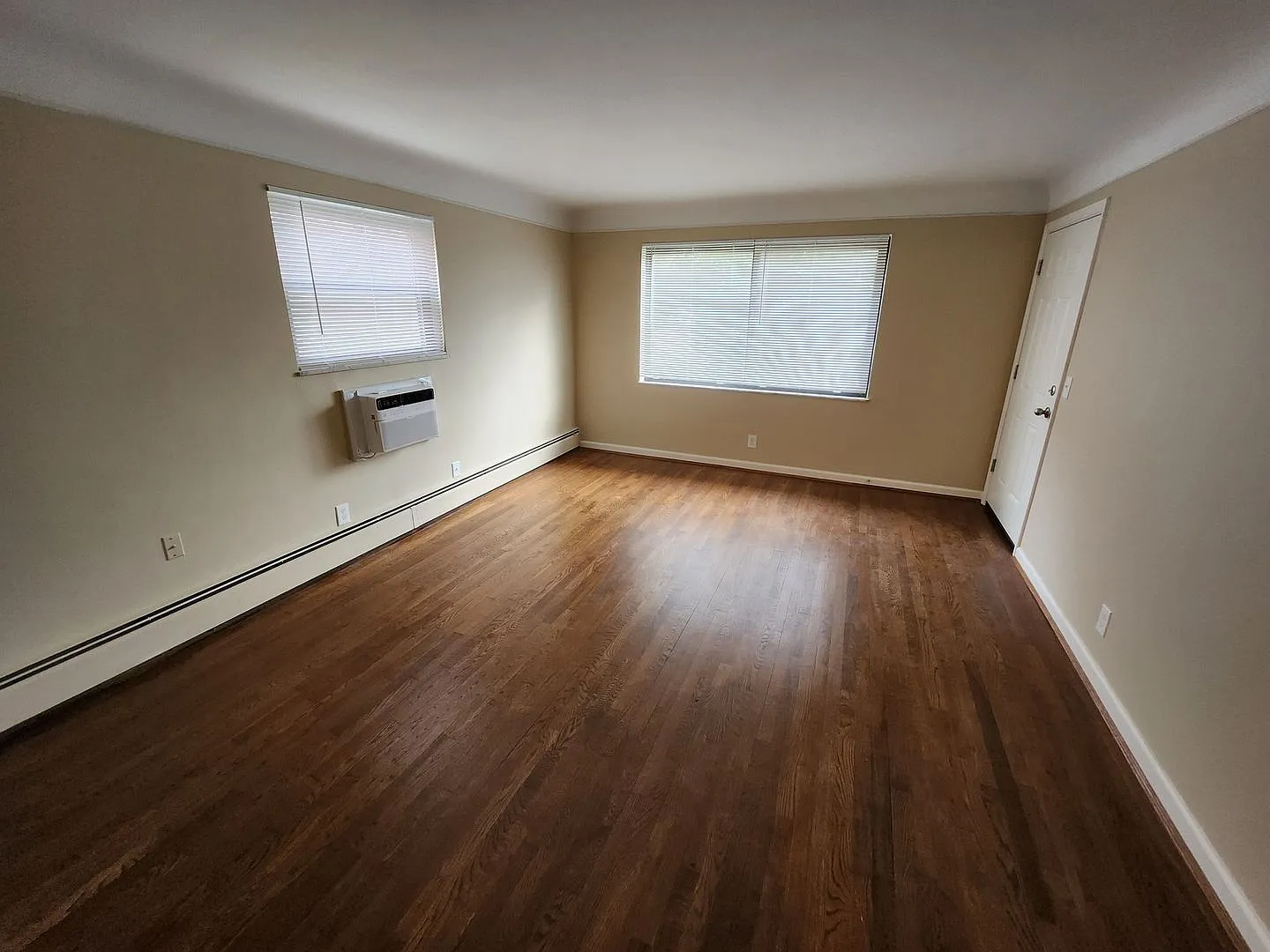 4955 Kelsch — Photo 3