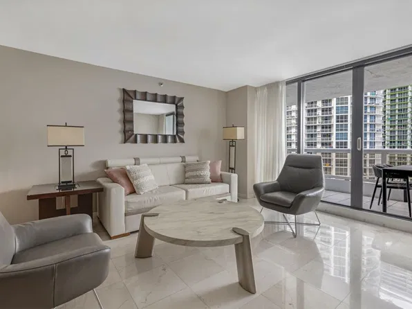 1717 N Bayshore Dr, Miami, FL