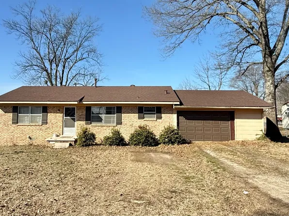 1927 Dogwood St, Pocahontas, AR 72455