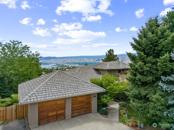 323 Stoneybrook Lane, Wenatchee, WA 98801
