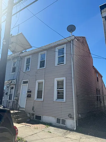 203 Genesee St #2 Photo 1