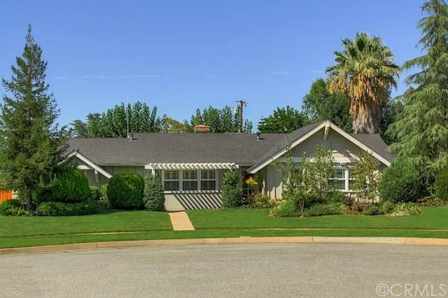 1st image of 227 Belmont Ct