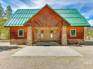 3834 N Pine Featherville Rd, Mountain Home, ID 83647