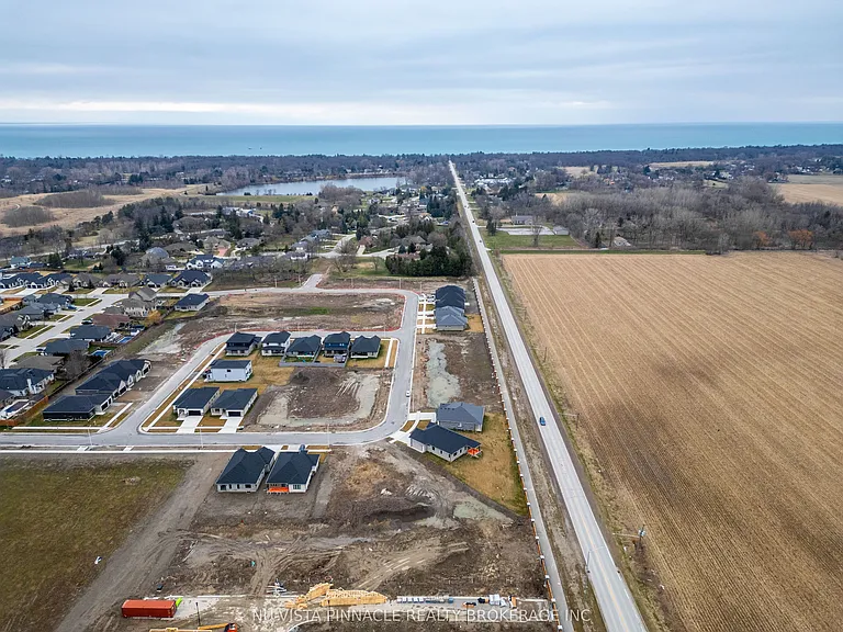 280 Stathis Blvd — Photo 37