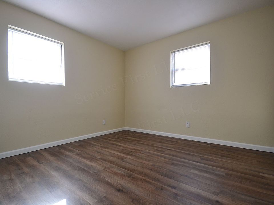 Pike Apartments 906 S Pike Ave Bolivar MO Zillow