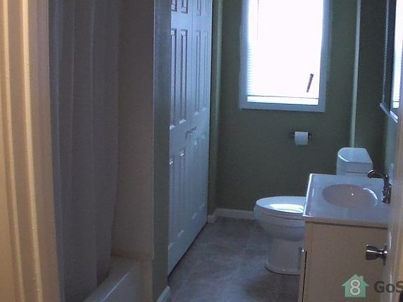 3rd image of 4208 E Michigan St