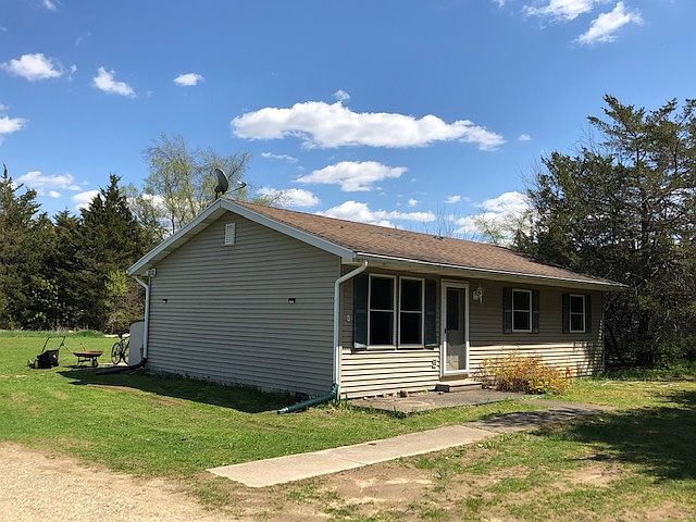 1st image of 105 Victoria Dr