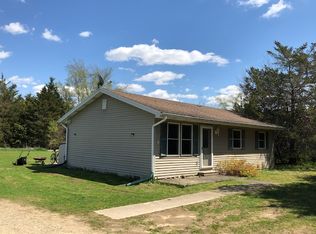 105 Victoria Dr, Brooklyn, MI 49230