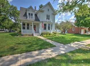 302 S College St, Blue Mound, IL
