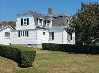66 Ocean Ave, Newport, RI 02840