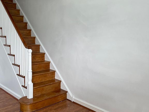 2nd image of 610 Mayfair St #610