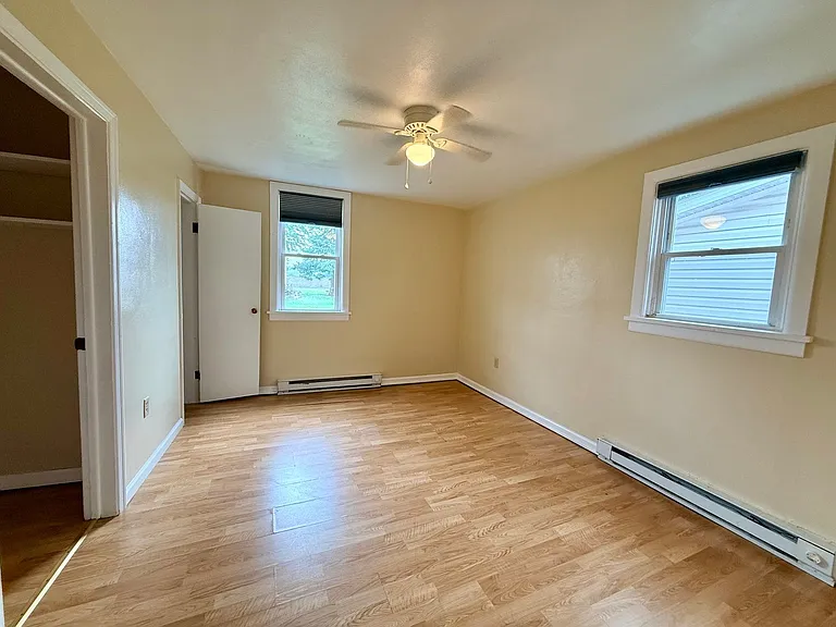 560 N Pine St #3 — Photo 6