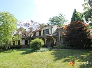 1601 Wilton Ct, Libertyville, IL