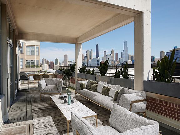 4th image of 900 N Kingsbury St APT 1001