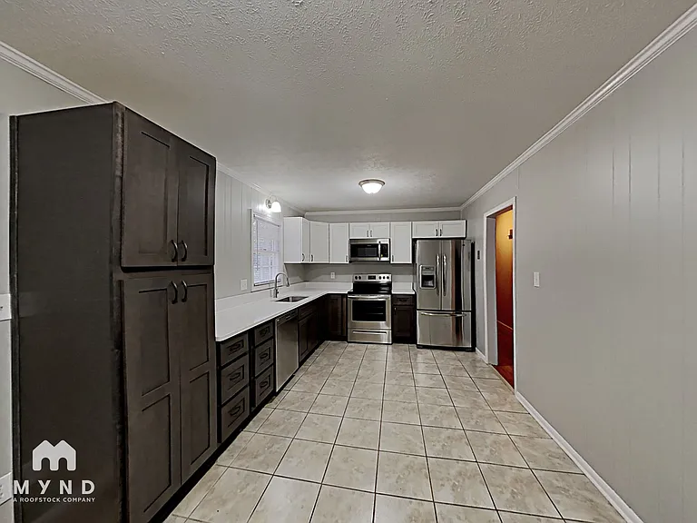 2570 Rolling View Dr SE — Photo 5