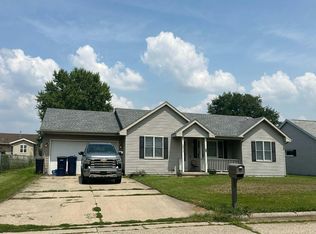 2811 Calgary Ln, Janesville, WI 53545