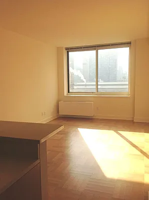 Rented by Windsor Property Management | media 84