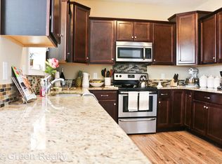 4038 Sugar Ridge Blvd, Dayton, OH 45440