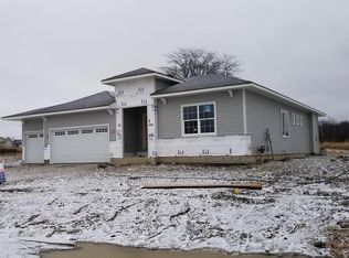 6405 NE 8th Ct, Des Moines, IA 50313