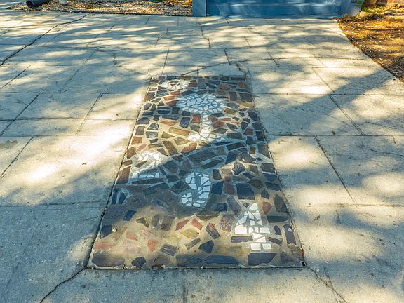 3rd image of 294 Congress St