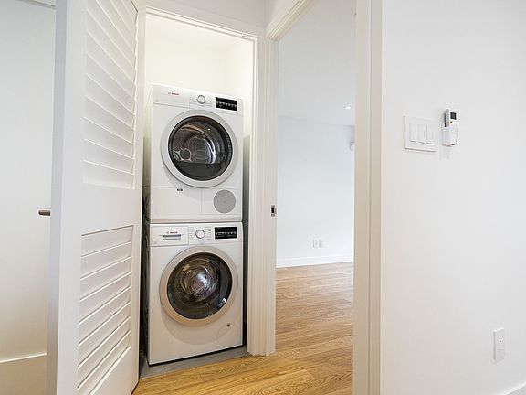 5th image of 111 Lawton Blvd #50045A-211