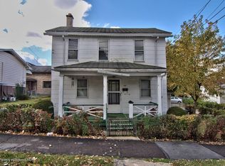 616 Hemlock St, Scranton, PA 18505