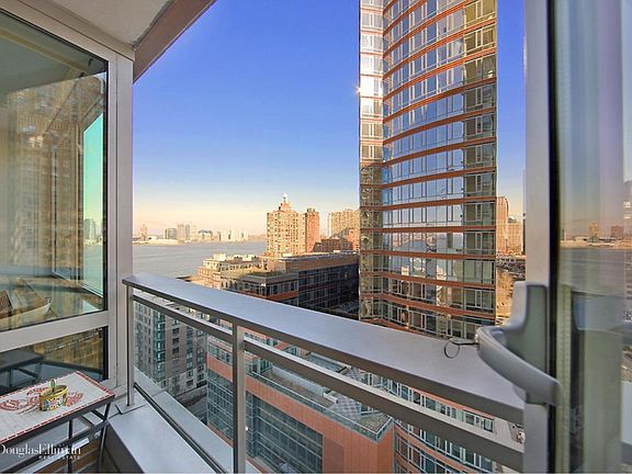 5th image of 30 West St APT 16B