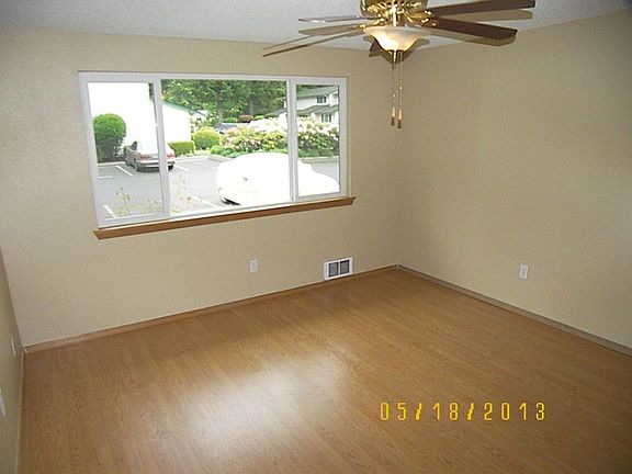 2nd image of 3110 Rustlewood Ln SE