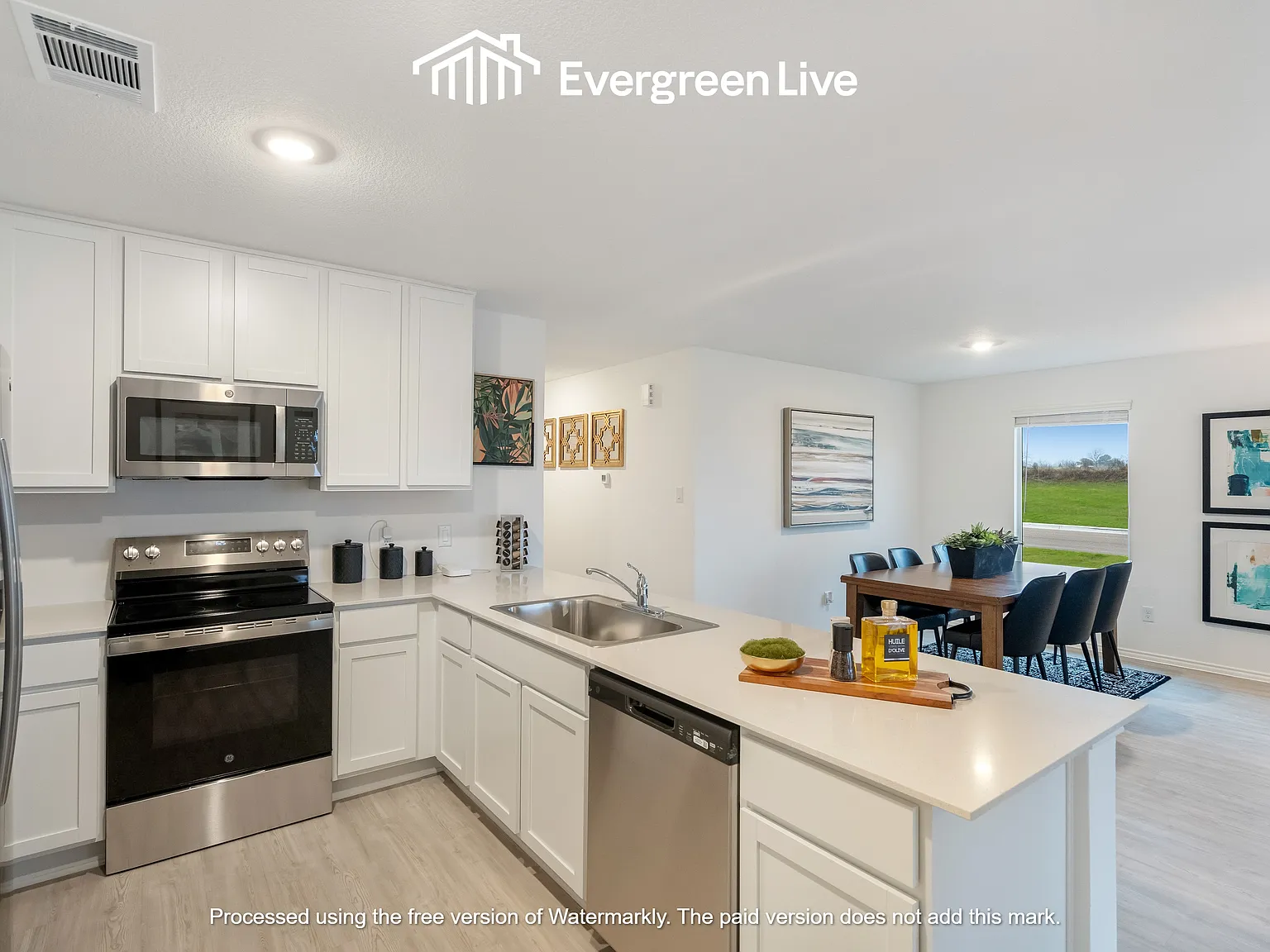 4 bed, 2.0 bath, 1676 sqft, $1,605 — Photo 2
