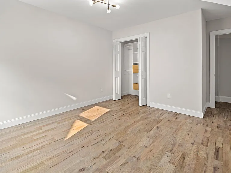269 Humphrey St — Photo 8
