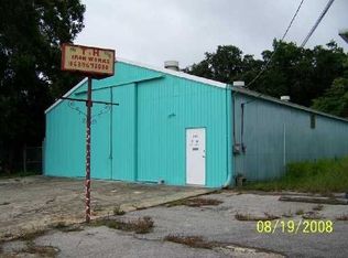 303 McKean St, Auburndale, FL 33823
