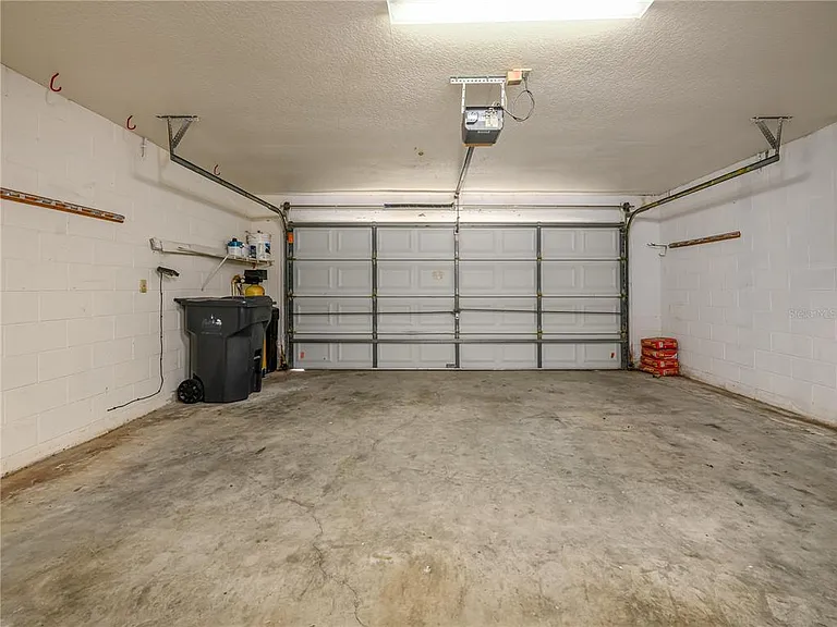 1407 Wakefield Dr — Photo 34