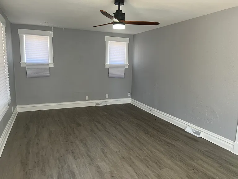 8023 Flora Ave — Photo 3
