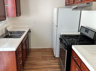 5209 Neptune Sq #D, Oxnard, CA 93035