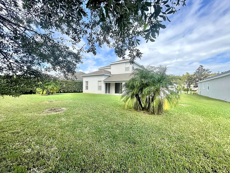 2370 Hinsdale Dr — Photo 34