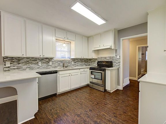 2nd image of 7205 Marilyn Ln