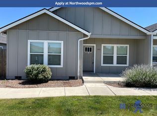 195 Mellecker Way, Medford, OR 97501