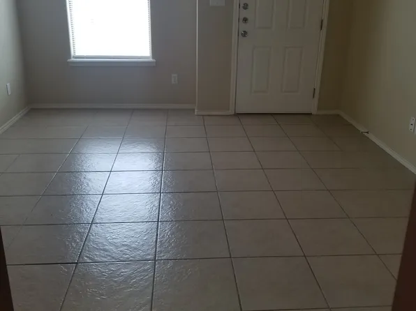 20468 Oak Hollow Ln #67-02, Harlingen, TX 78550